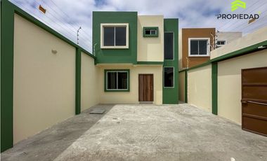 Casa en Venta en Elegole - Manta | Cerca de Terminal, Aeropuerto, Shop