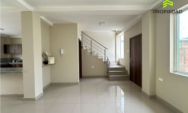 Casa en Venta en Elegole - Manta | Cerca de Terminal, Aeropuerto, Shop
