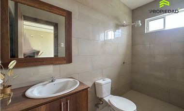 Casa en Venta en Elegole - Manta | Cerca de Terminal, Aeropuerto, Shop