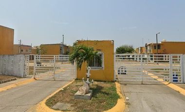 Casa en Venta a 20 min de Playa Coatza.