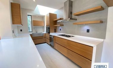 Espectacular casa con un toque colonia moderno a la venta en Tetelpan!
