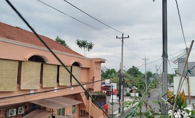 RUANG USAHA STRATEGIS MURAH DEKAT RS JIH DAN PAKUWON MALL SLEMAN YOGYA