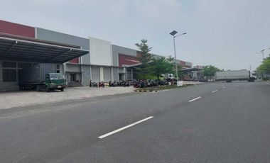 Disewakan Gudang Modern Surya Cipta Karawang