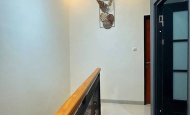 Rumah Estetik dan Ekslusif di Utan Kayu Matraman Jaktim