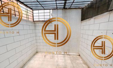 Casa en Venta a  17 min de Plaza Centella.