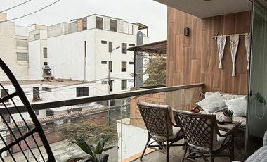 Venta de moderno departamento 3 dormitorios