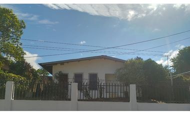 Alquilo casa cercada en David centrica Varital