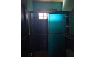 Alquilo casa cercada en David centrica Varital