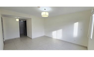 Vendo Apartamento de 2 recámaras Ph Midrise en Panamá Pacífico
