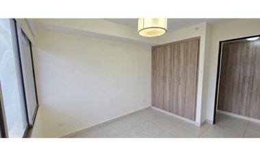 Vendo Apartamento de 2 recámaras Ph Midrise en Panamá Pacífico