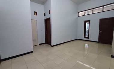 Disewakan Rumah Siap Huni Di Pondok Mutiara Cimahi Utara