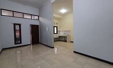 Disewakan Rumah Siap Huni Di Pondok Mutiara Cimahi Utara