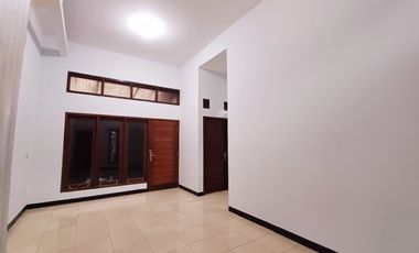 Disewakan Rumah Siap Huni Di Pondok Mutiara Cimahi Utara