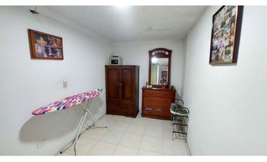 Venta de Casa Bifamiliar – San Antonio de Prado, Rosaleda
