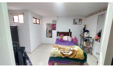 Venta de Casa Bifamiliar – San Antonio de Prado, Rosaleda