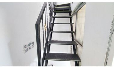 Venta de Casa Bifamiliar – San Antonio de Prado, Rosaleda