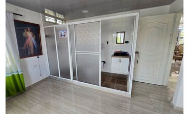 Finca campestre con piscina en venta - Santa Elena El Cerrito Valle