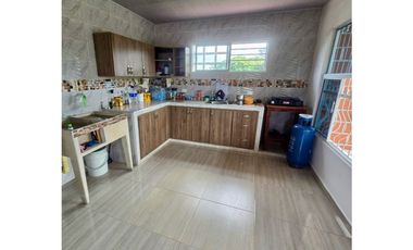 Finca campestre con piscina en venta - Santa Elena El Cerrito Valle