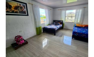 Finca campestre con piscina en venta - Santa Elena El Cerrito Valle