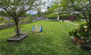 Finca campestre con piscina en venta - Santa Elena El Cerrito Valle