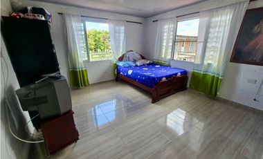 Finca campestre con piscina en venta - Santa Elena El Cerrito Valle