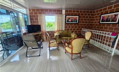 Finca campestre con piscina en venta - Santa Elena El Cerrito Valle