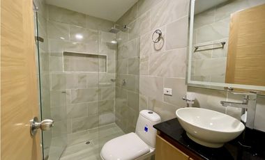 Apartamento 2 de 2 para la venta y renta en Itagüí piso 5