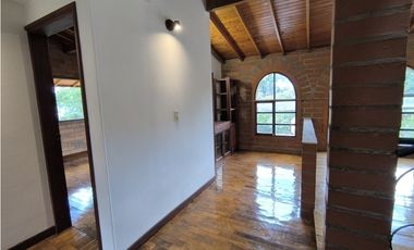 Dos Casas en Venta en La Estrella