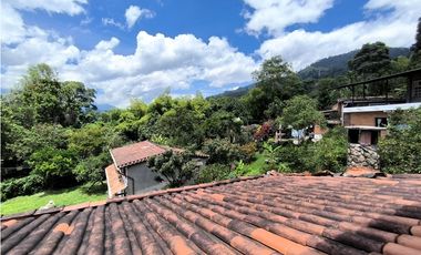 Dos Casas en Venta en La Estrella