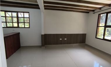 Dos Casas en Venta en La Estrella