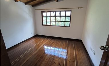 Dos Casas en Venta en La Estrella
