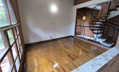 Dos Casas en Venta en La Estrella