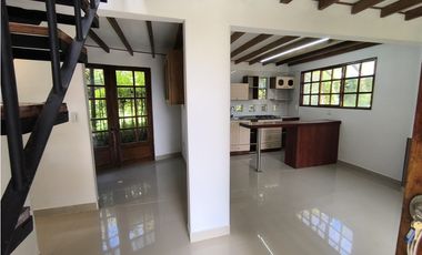 Dos Casas en Venta en La Estrella