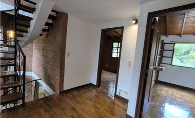 Dos Casas en Venta en La Estrella