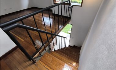 Dos Casas en Venta en La Estrella