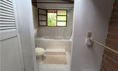 Dos Casas en Venta en La Estrella