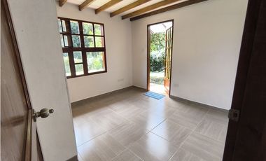 Dos Casas en Venta en La Estrella