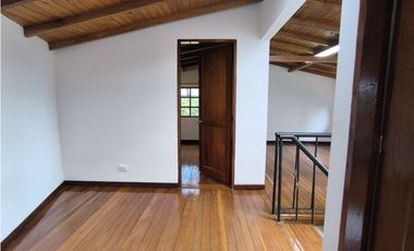 Dos Casas en Venta en La Estrella