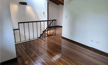 Dos Casas en Venta en La Estrella