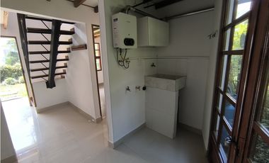 Dos Casas en Venta en La Estrella