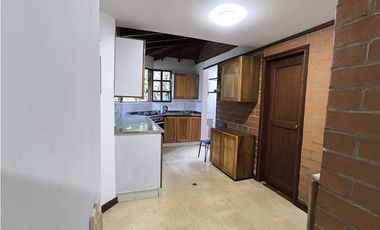 Dos Casas en Venta en La Estrella