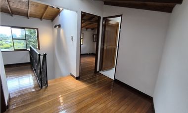 Dos Casas en Venta en La Estrella