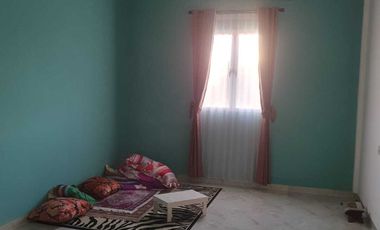 Dijual Rumah 2 Lantai,  1 KT , 2 KM Luas 243M² SHM