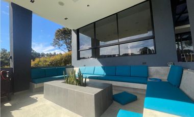 Casa Amoblada en Arriendo en Alto de Palmas