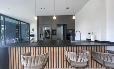 Casa Amoblada en Arriendo en Alto de Palmas