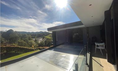 Casa Amoblada en Arriendo en Alto de Palmas