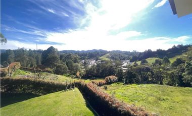 Casa Amoblada en Arriendo en Alto de Palmas