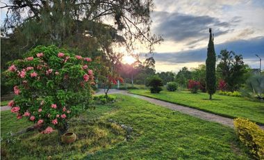 VENDO ESPECTACULAR FINCA EN QUIMBAYA