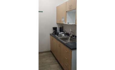 PARQUE LEFEVRE / PLAZA DEL ISTMO / 248M / LOCAL CON OFICINAS Y BODEGA