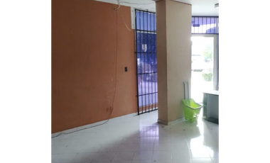 PARQUE LEFEVRE / PLAZA DEL ISTMO / 248M / LOCAL CON OFICINAS Y BODEGA